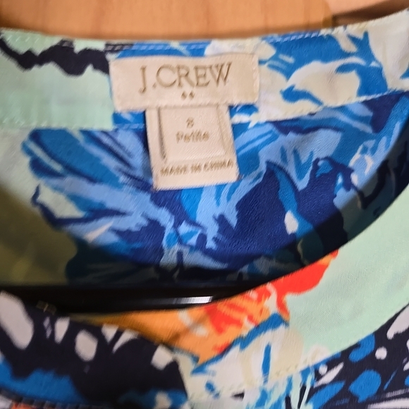 J. Crew Sleeveless Button Up Blouse Blue Green Floral Bold Artsy Beach Womens 8P - Picture 3 of 5